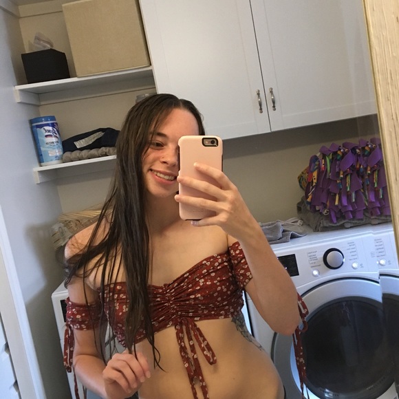 Cute Summer Crop Top - Picture 1 of 6